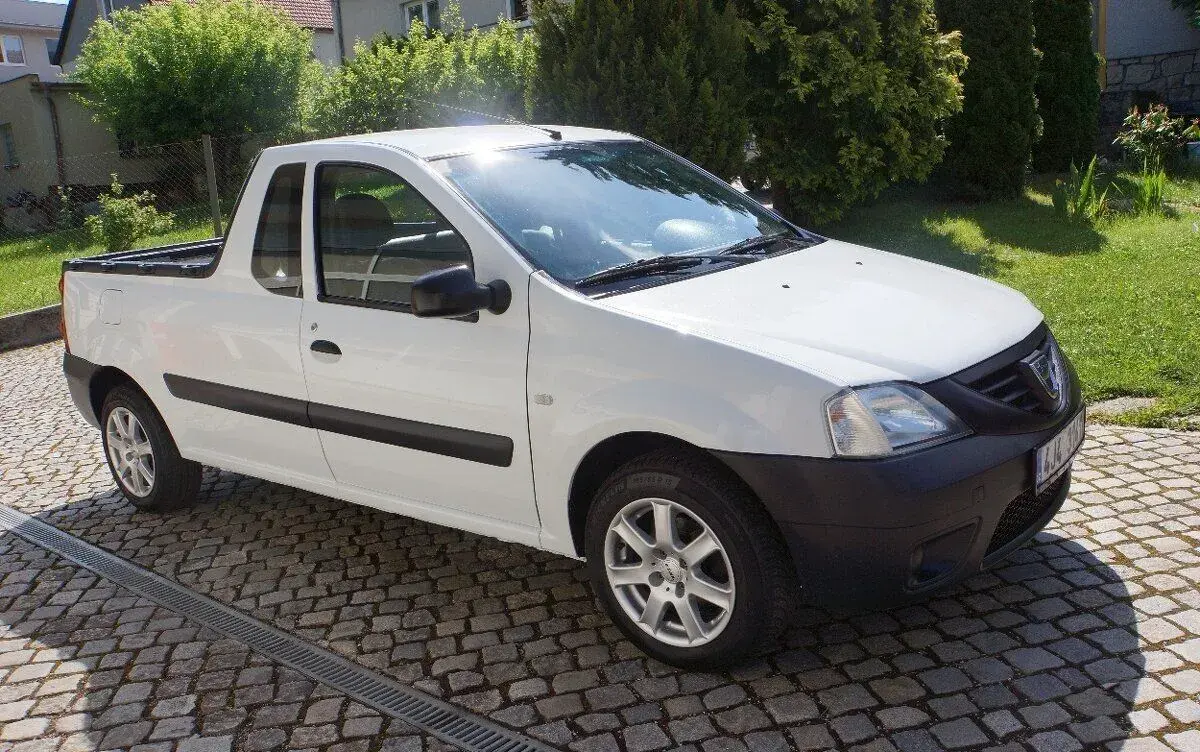 Dacia Logan – 2012, 236 000 km