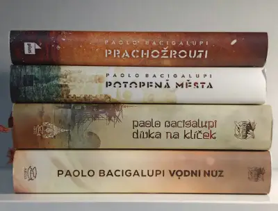 Knižní kolekce 4 ks PAOLO BACIGALUPI Prachožrouti a další