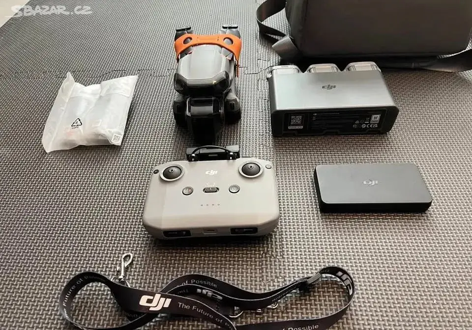 Dron Dji Air 3S Fly More combo