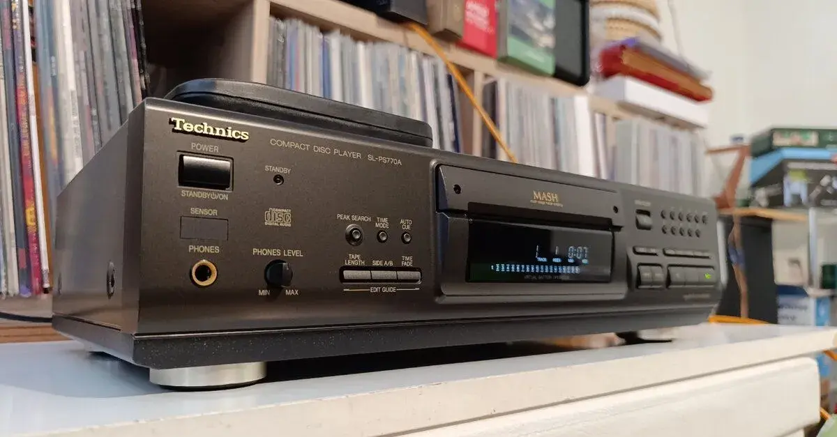 TECHNICS SL-PS770A Stereo CD Player / MASH / CD-R
