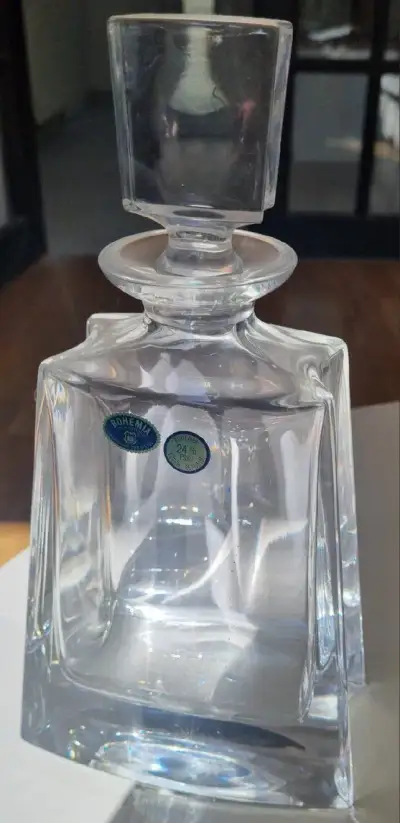 křišťálová karafa Bohemia Crystal 24% PbO