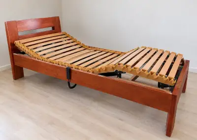 Elektrická polohovací postel Jelínek