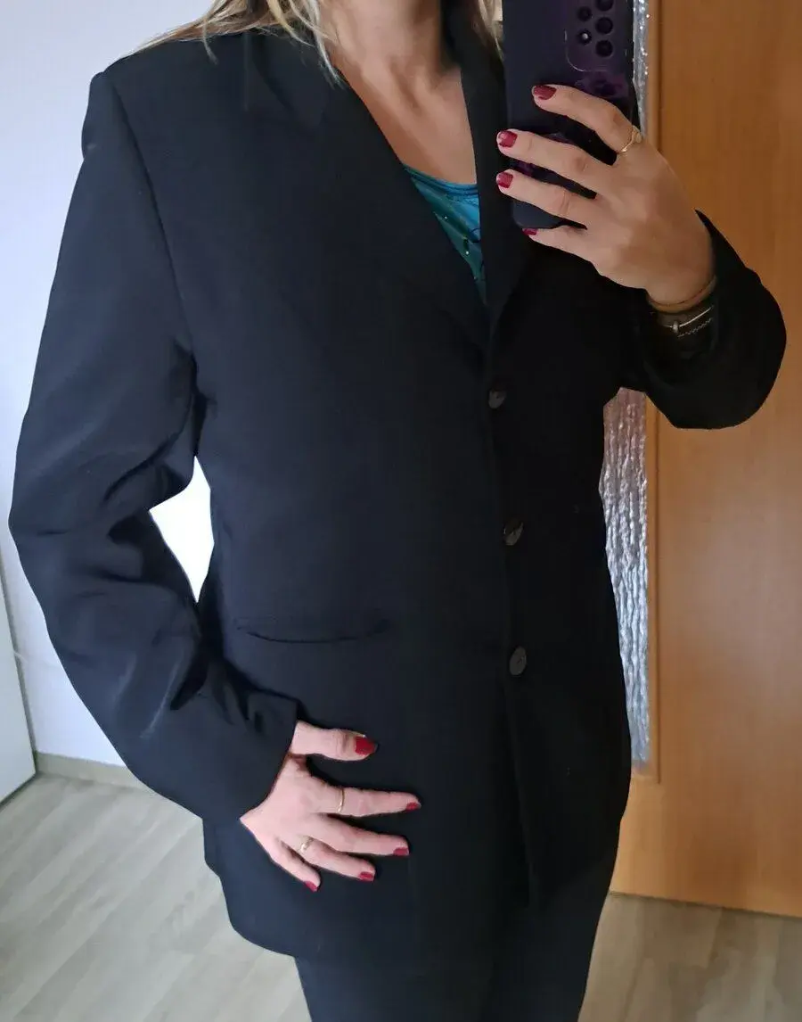 54) Dámské sako 40/42/44 dle postavy a prsou