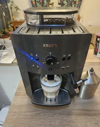 KRUPS řady EA81