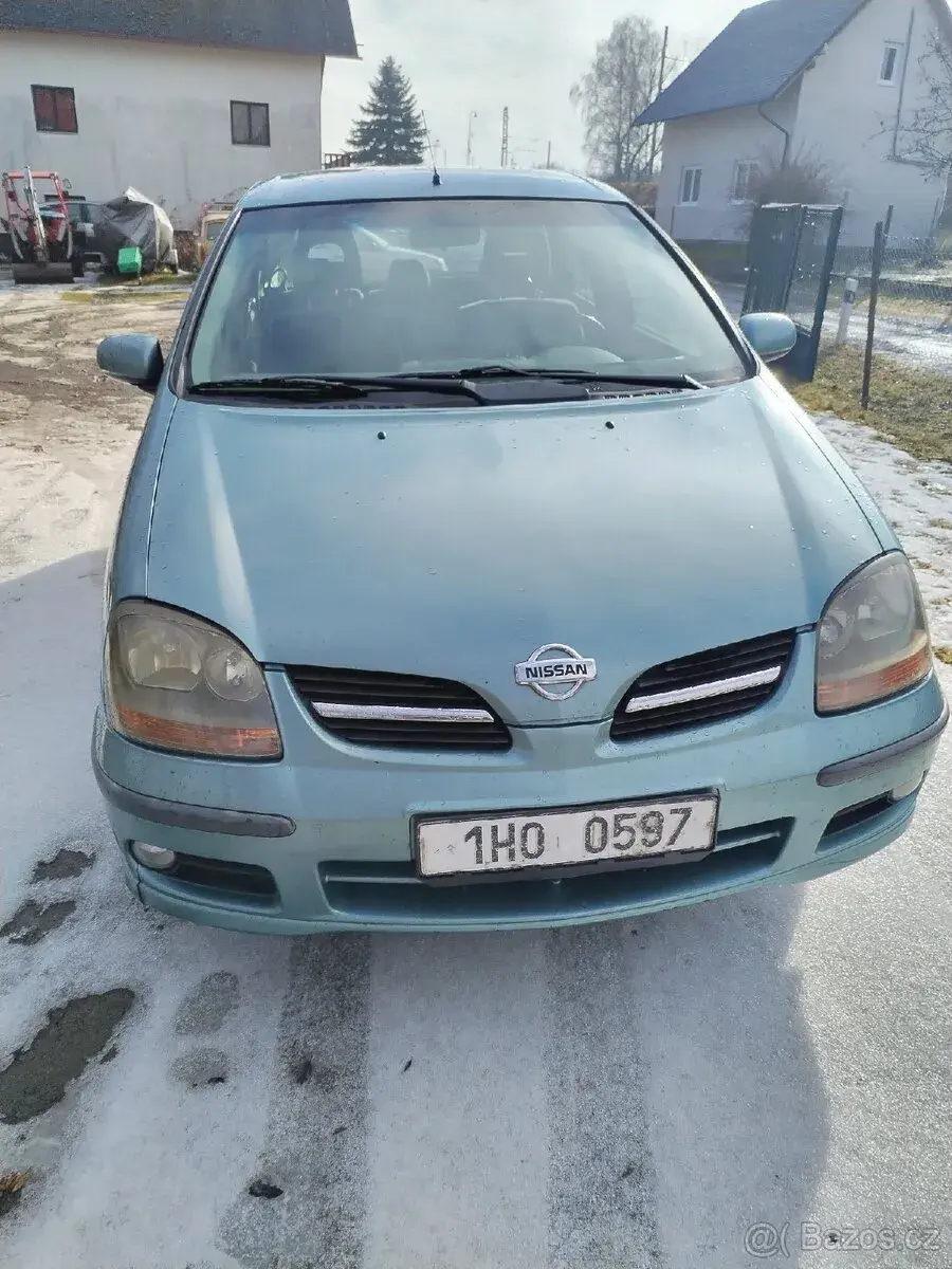 Nissan Almera – 2002, 250 000 km