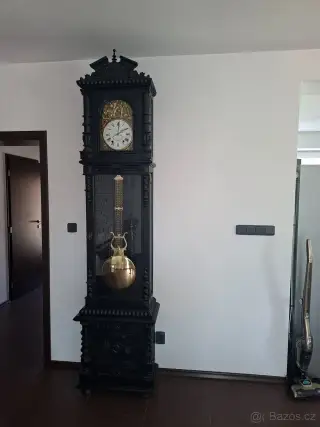 Starožitné hodiny podlahové