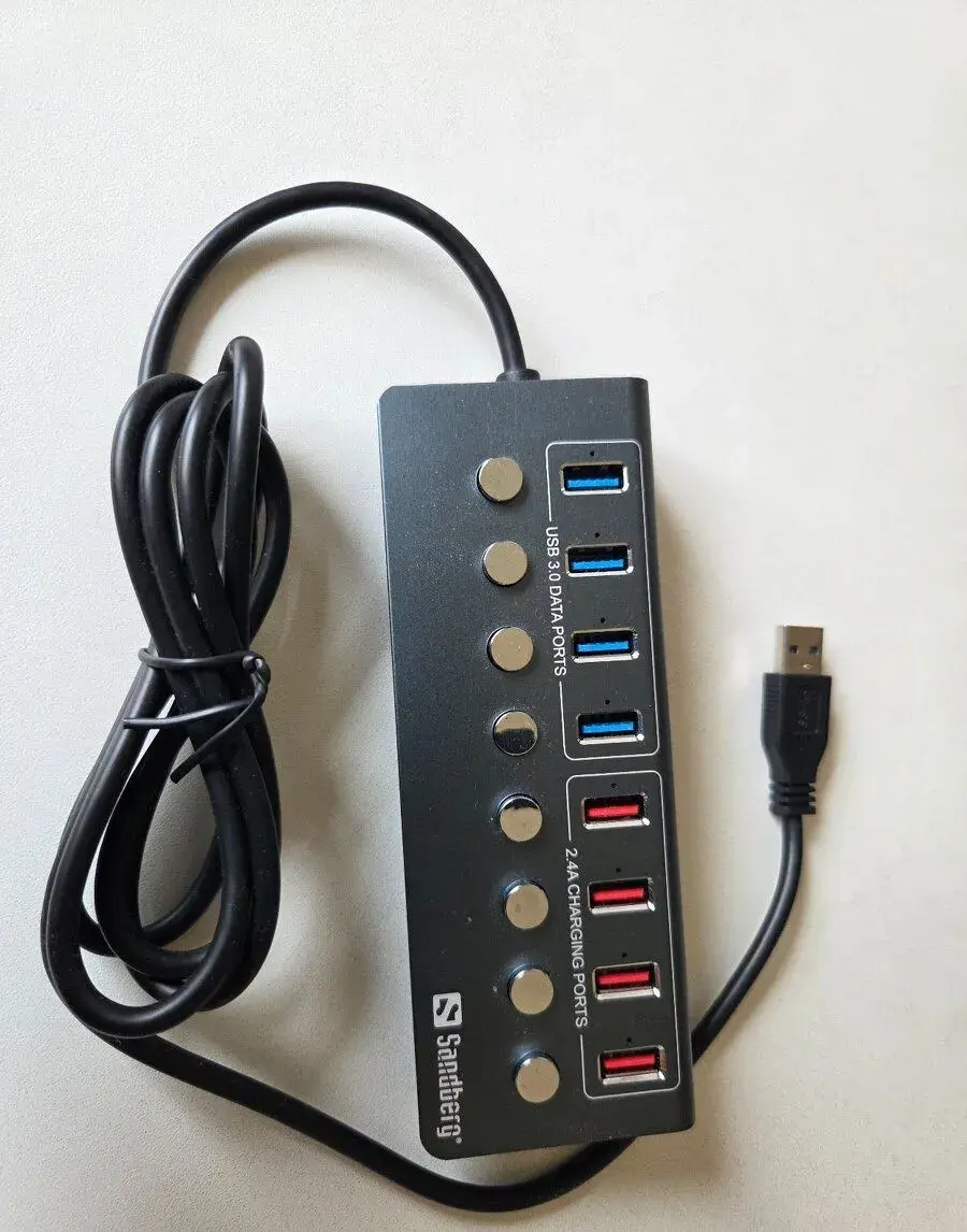 Sandberg USB 3.0 HUB 8 portů + napájecí adaptér 12V/4A