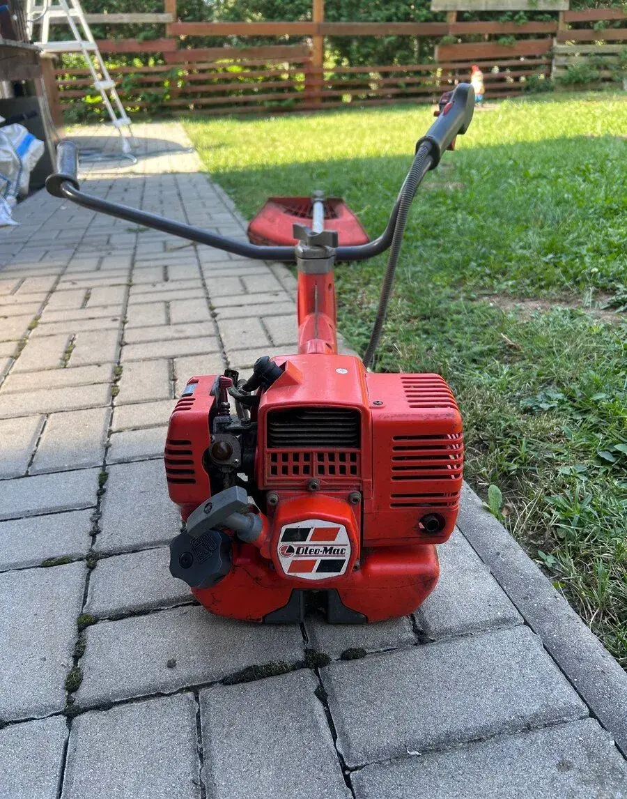 křovinořez Oleo-Mac 740 T
