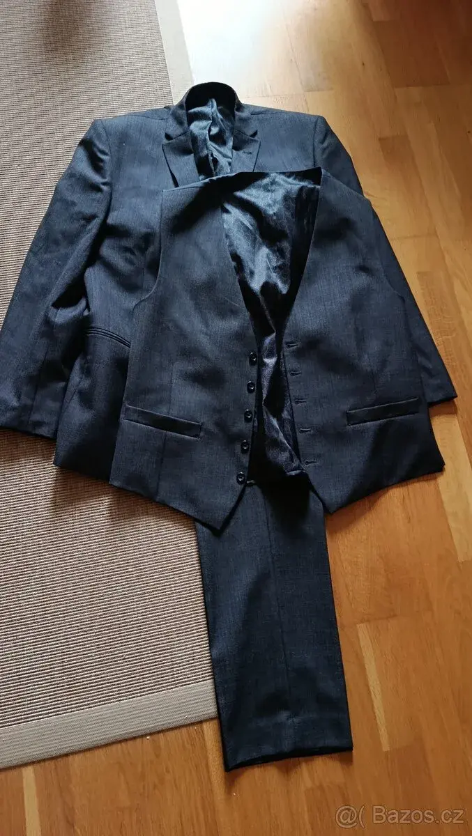 pánský oblek vyšší štíhlejší postava