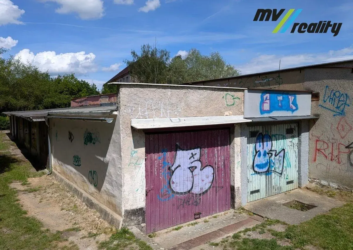 Lysá nad Labem, pronájem garáže 16 m2, okr. Nymburk