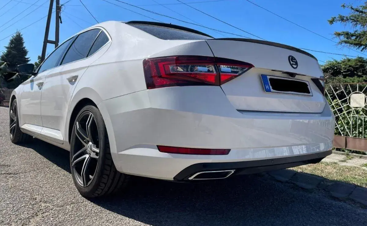 Škoda SUPERB – 2015