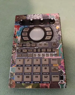 Roland SP 404SX