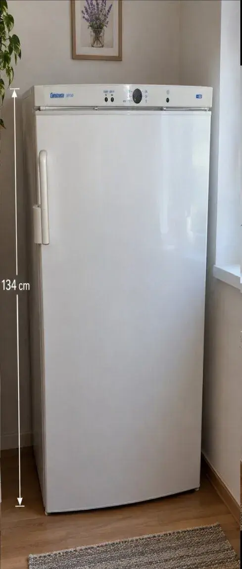 mrazák 220L šuplíkový