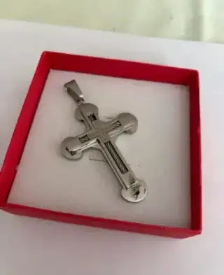 Stříbrný přívěsek kříž s řeckým vzorem