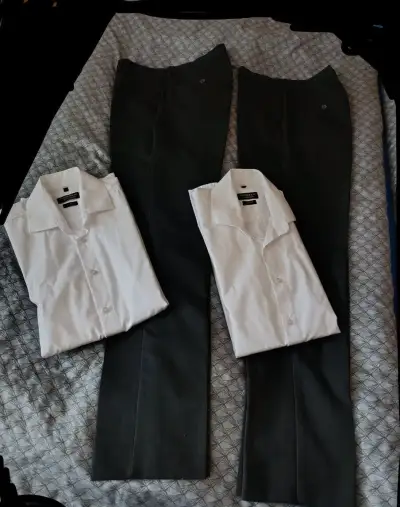 Společenské kalhoty a košile pro devaťáka