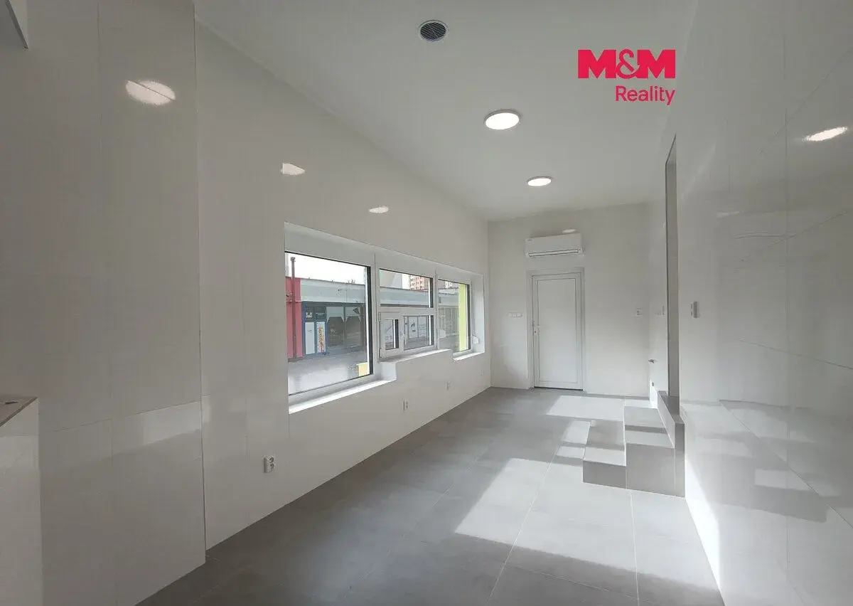 Pronájem obchod a služby, 25 m², Česká Lípa, ul. Příbramská