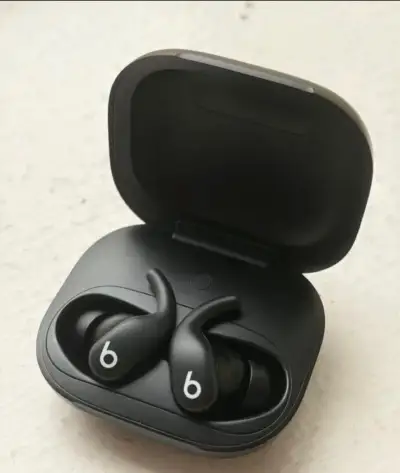 Sluchátka Beats Powerbeats Fit Pro