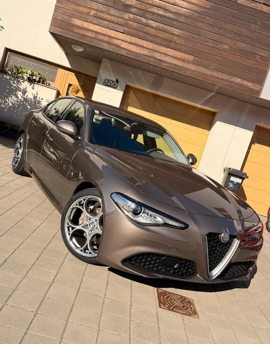 Alfa Romeo Giulia – 2017, 114 000 km