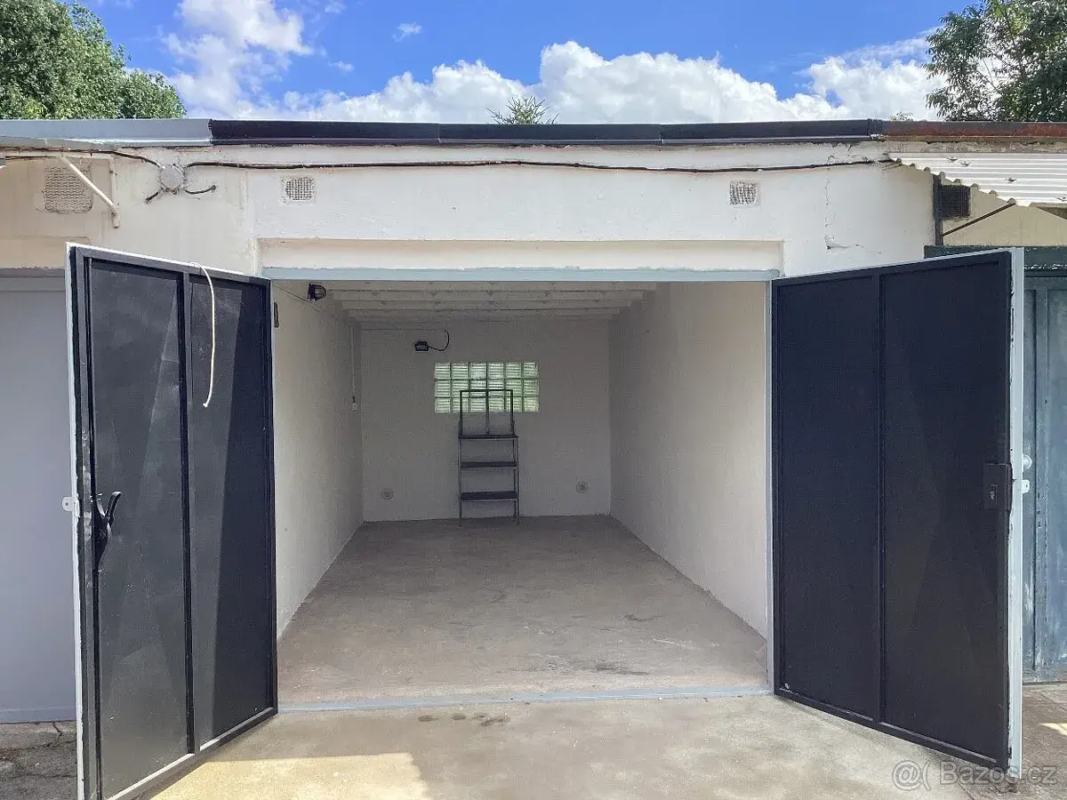 Garáž prodej 20 m2 Veselí nad Lužnicí