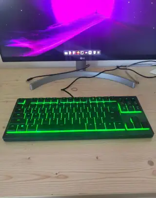 Herní klávesnice Razer Ornata V3 TKL - výborný stav