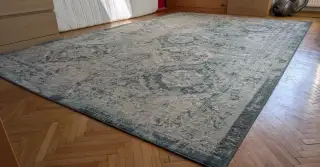 Koberec IKEA VONSBÄK 200 × 300 cm, nízký vlas