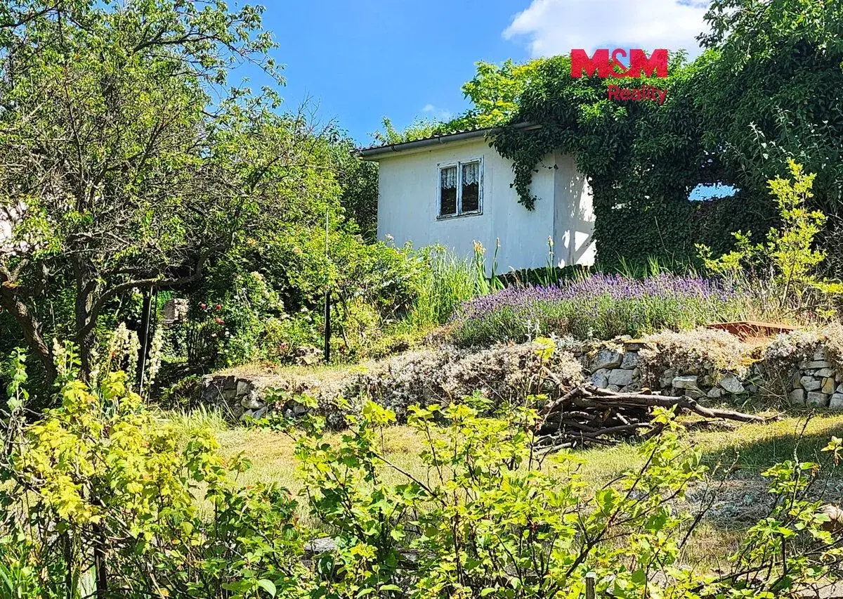 Prodej zahrady, 605 m², Líšťany