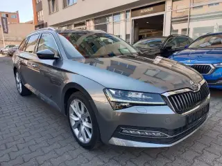 Škoda Superb – 2022, 124 965 km