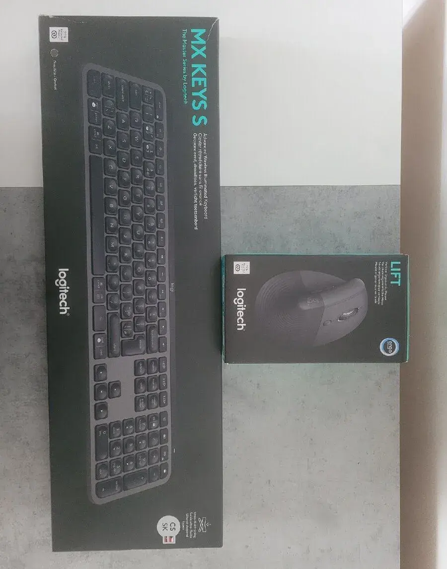 Logitech MX Keys S + Lift – úplně nové, doklad + záruka