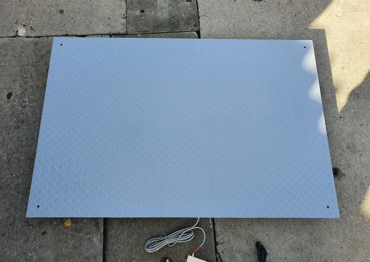 Podlahová váha do 3 000 kg, rozměr 80x150 cm