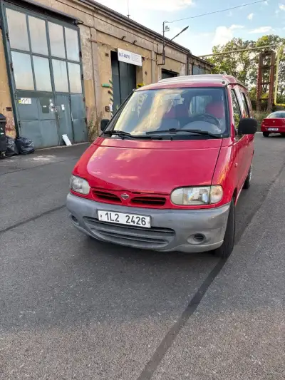 Nissan vanette