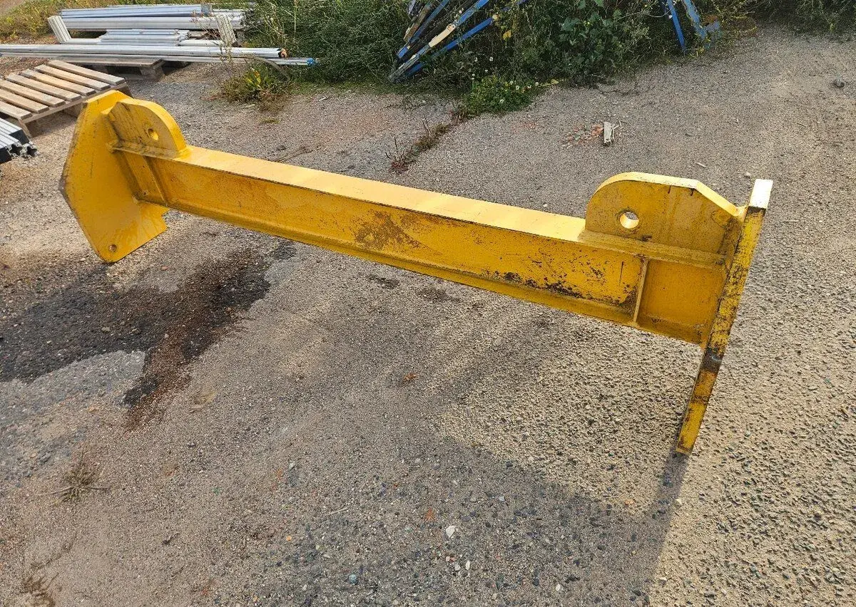 Pevná jeřábová traverza 23 t / 2,6 m