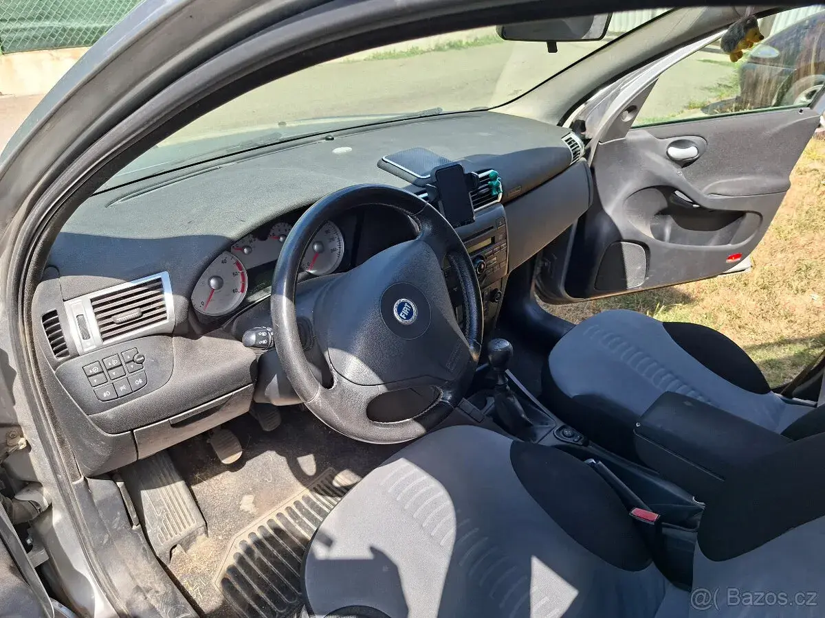 Fiat stilo – 2007, 285 000 km