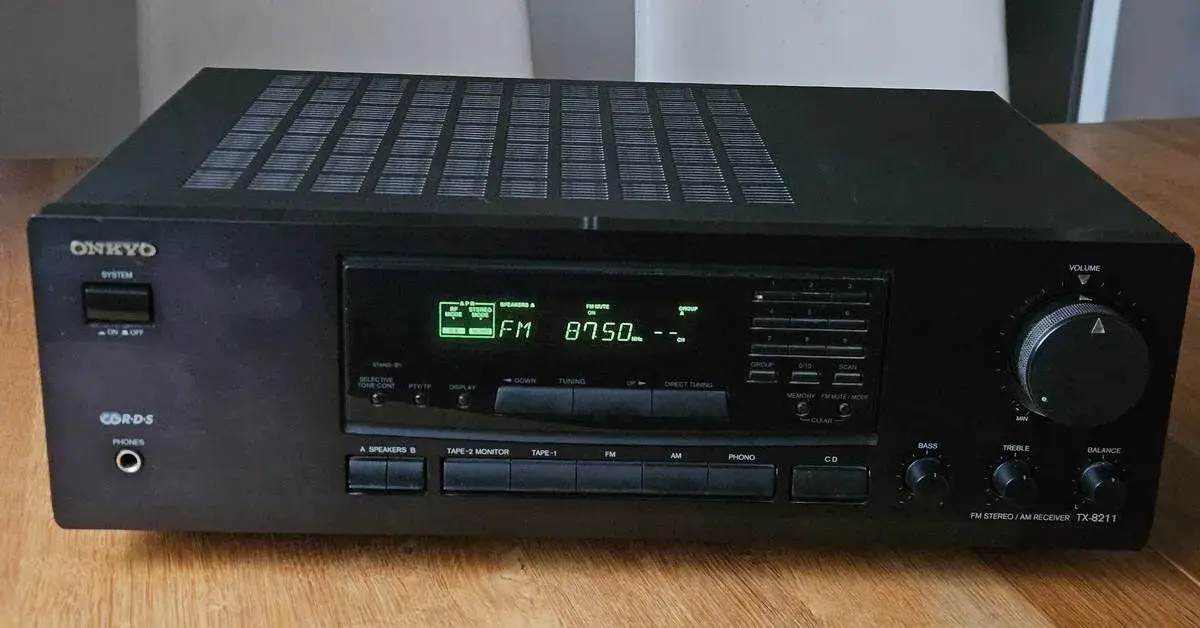 Onkyo TX-8211