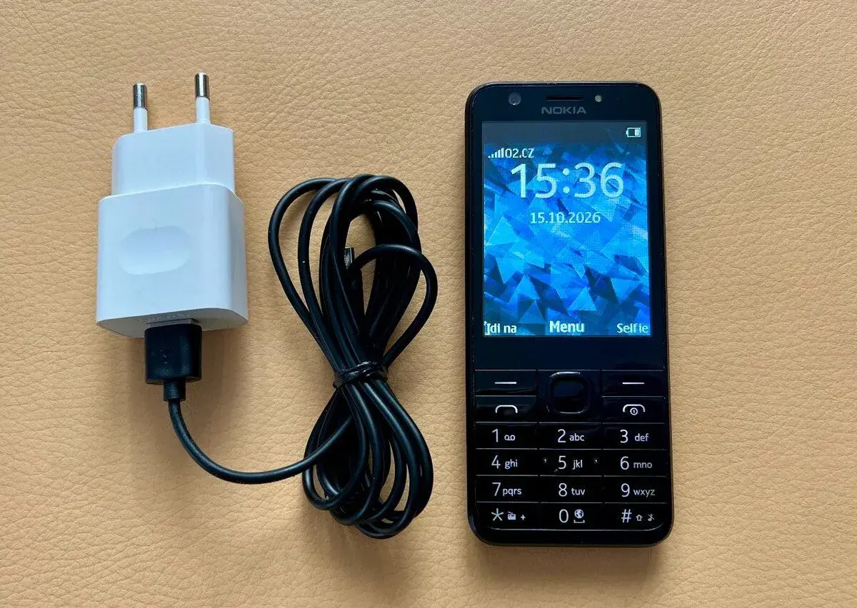 Nokia 230