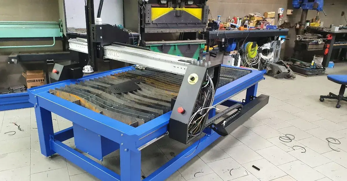 CNC Plazma 1100x1100mm s možností rotační osy