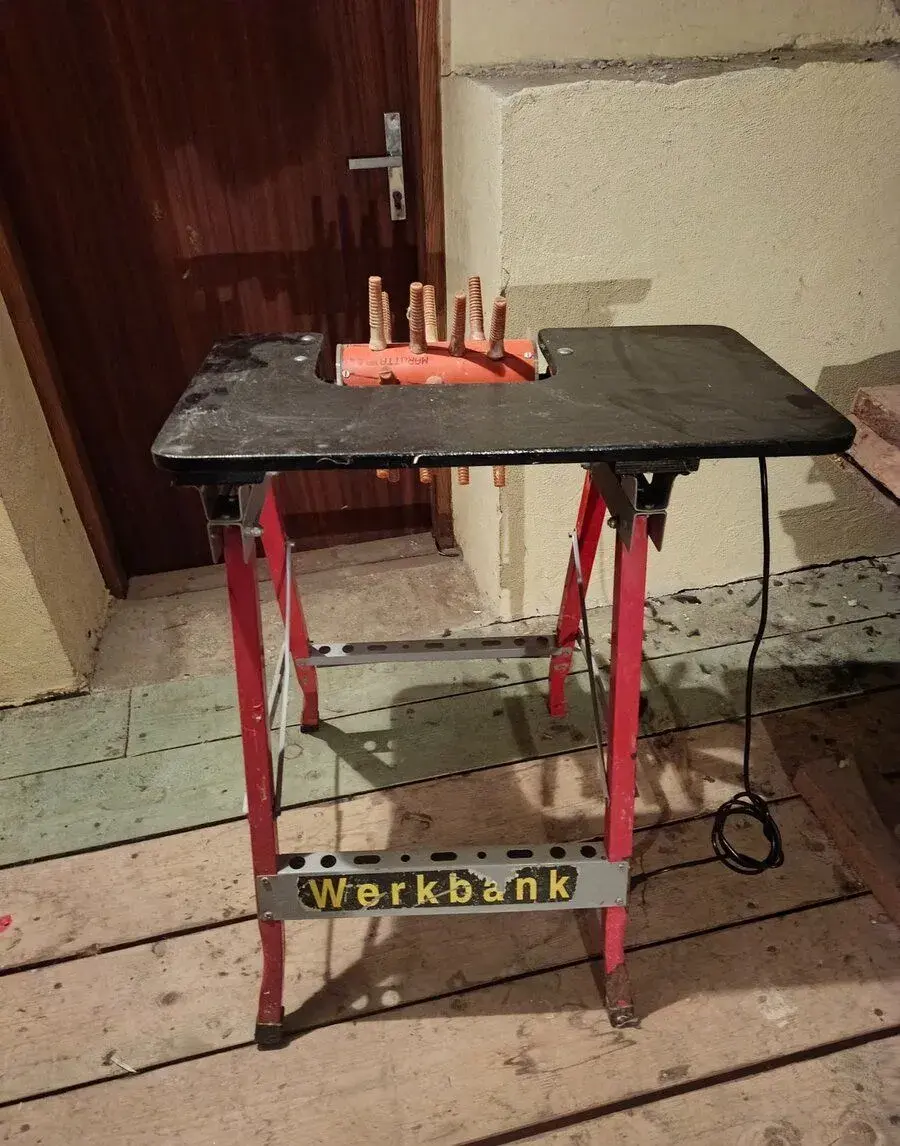 Elektrická škubačka drůbeže, domácí výroba, skládací.