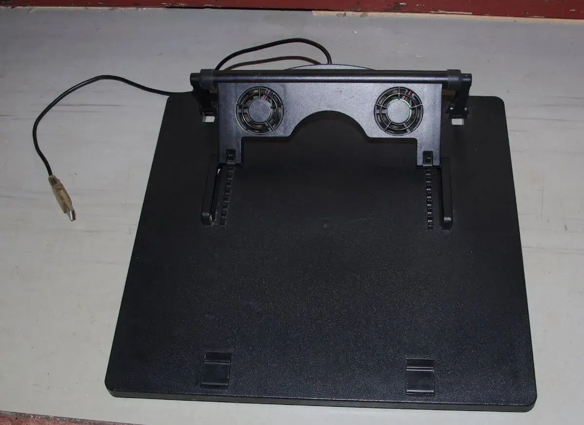Chladicí podložka pod notebook