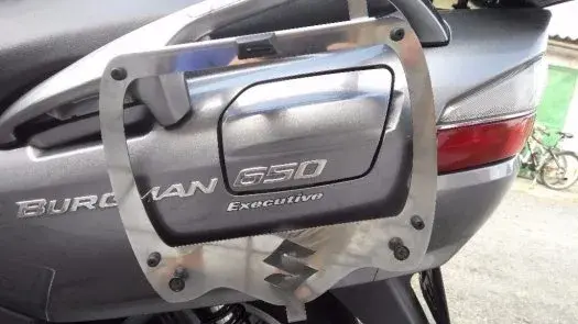 Suzuki Burgman 650 držáky bočních kufrů letní sleva