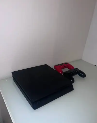 PlayStation 4 PS4 Slim 500GB