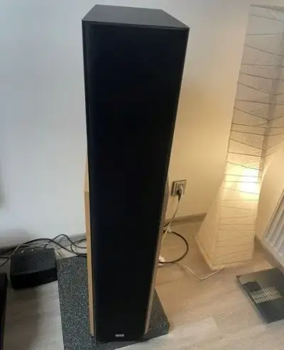 MYTHHOS 700