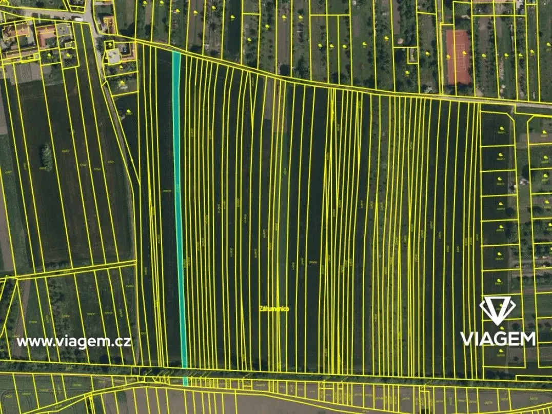 Stavební - bydlení 1 324 m²