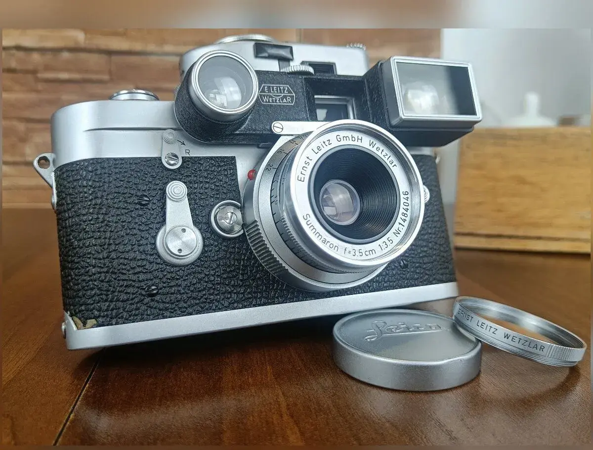 Leica M3 (1957) + Summaron 35mm f/3.5 + Meter MR