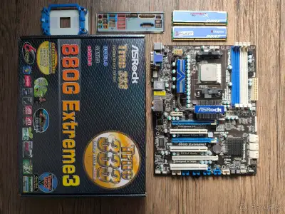 ASRock 880G Extrime + CPU+ RAM