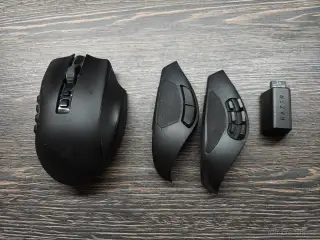 Herní myš Razer Naga V2 Pro