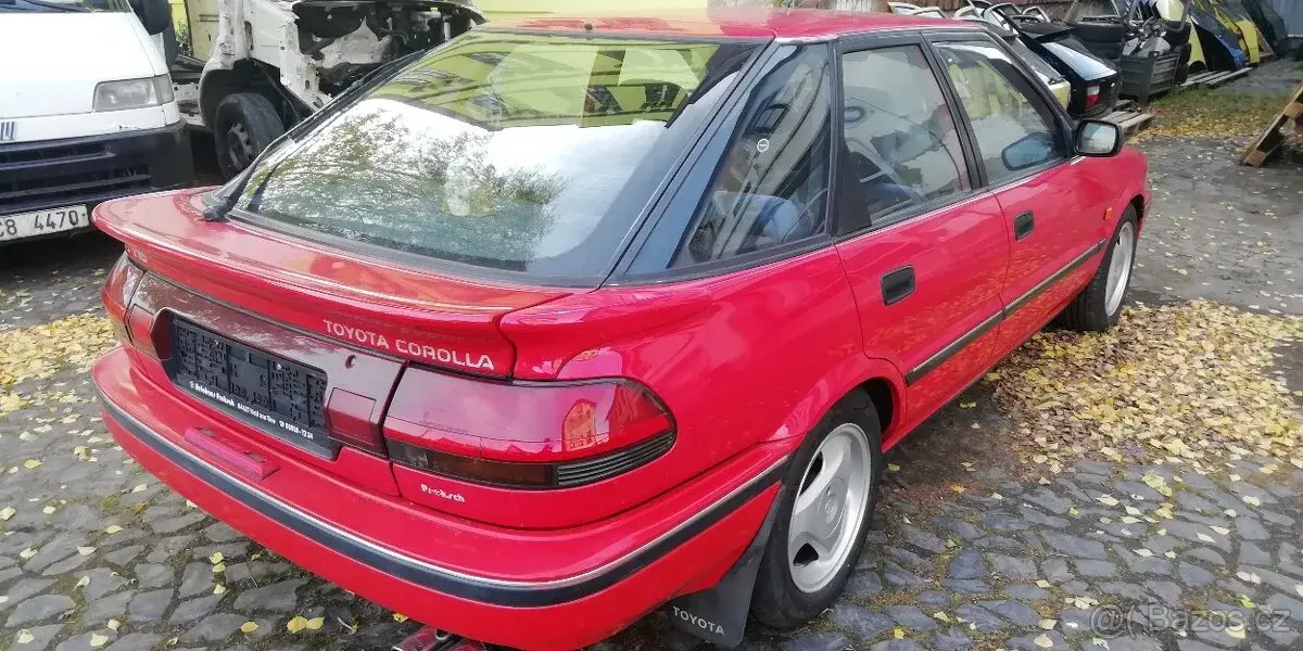 Toyota corolla – 1991, 145 km