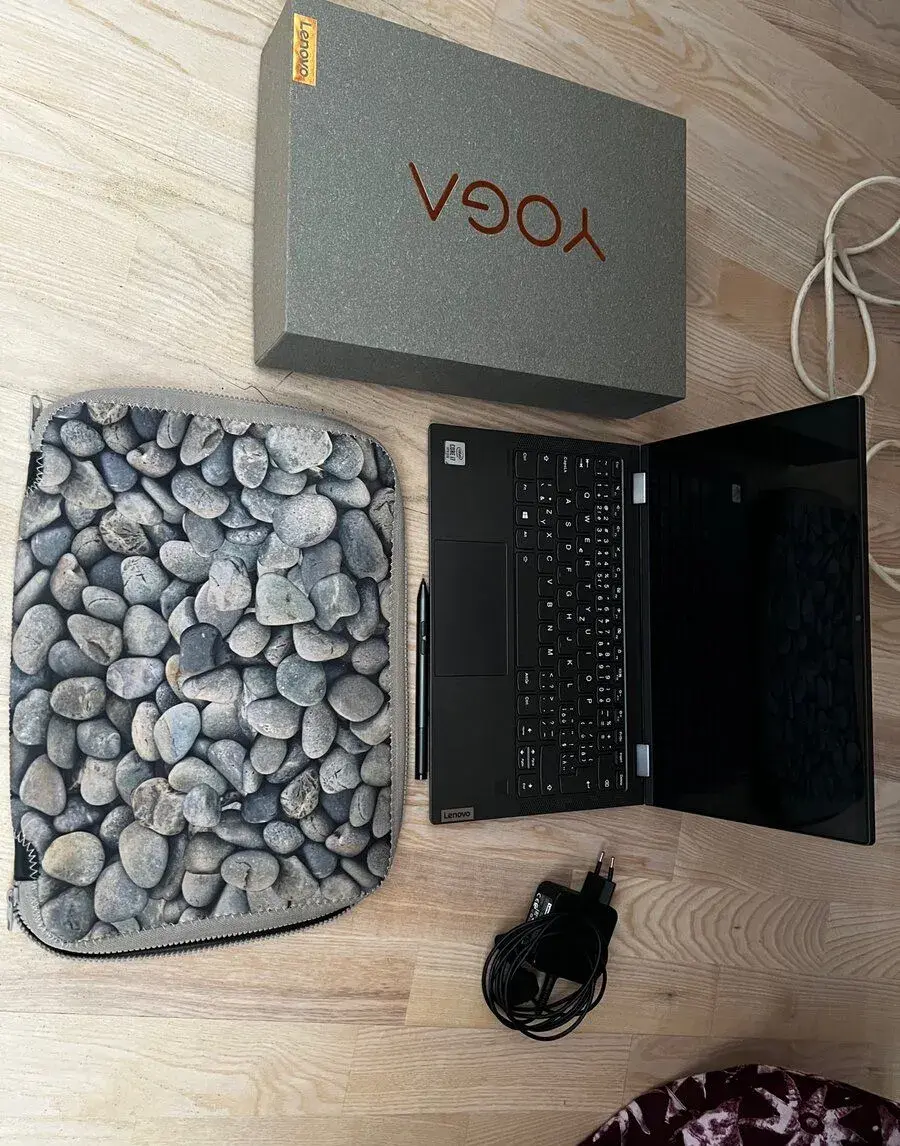 Lenovo Yoga C640 i7 16GB 512GB + stylus a krabice