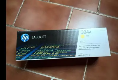 TONER HP Č.203A - CF542A (ŽLUTÝ)