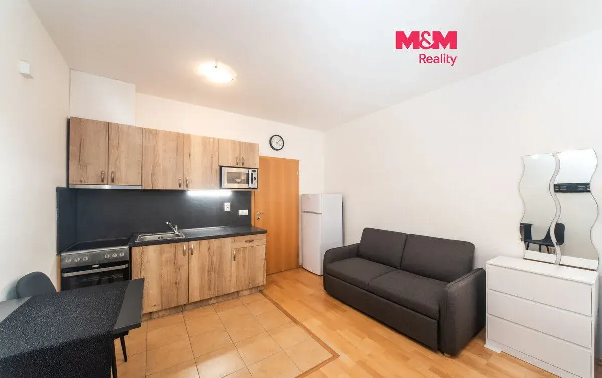 Pronájem bytu 1+kk, 31 m², Praha, ul. Na Neklance
