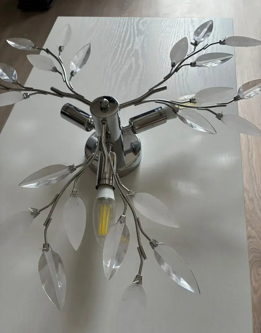 Moderní botanické stropní světlo s motivem lístků (chrom) –