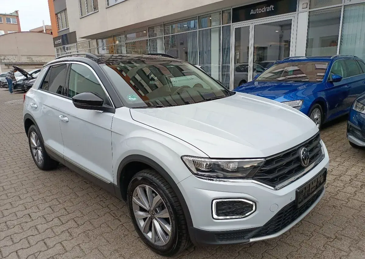 Volkswagen T-Roc – 2021, 85 285 km